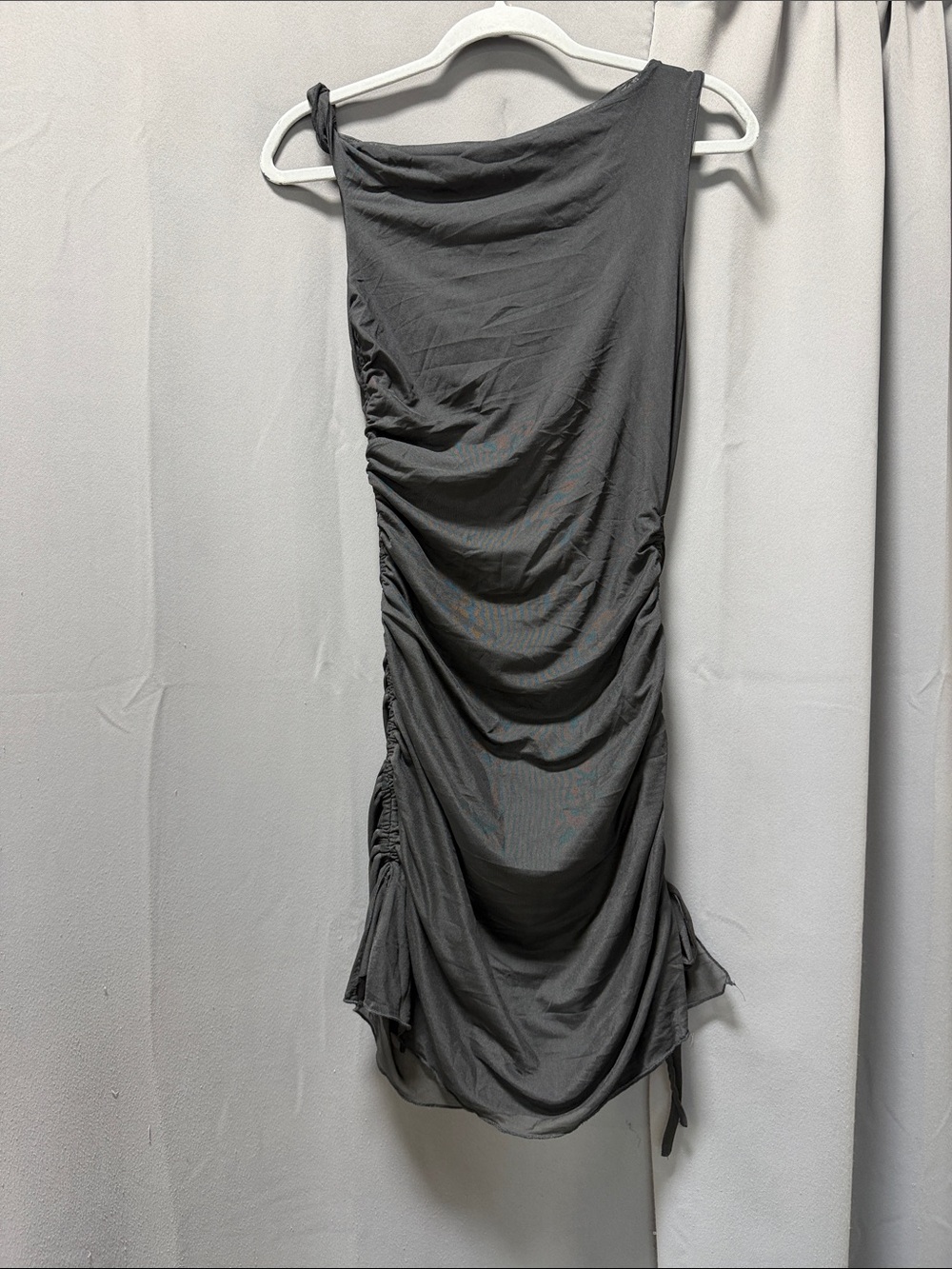 Bella Luna Ruched Mini Dress - Black - Size 4 - Picture 7 of 12